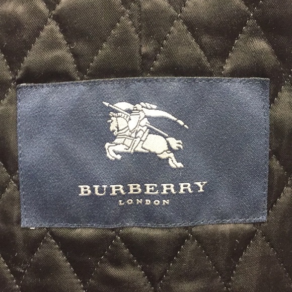 Burberry Overcoat - Picture 8 of 8